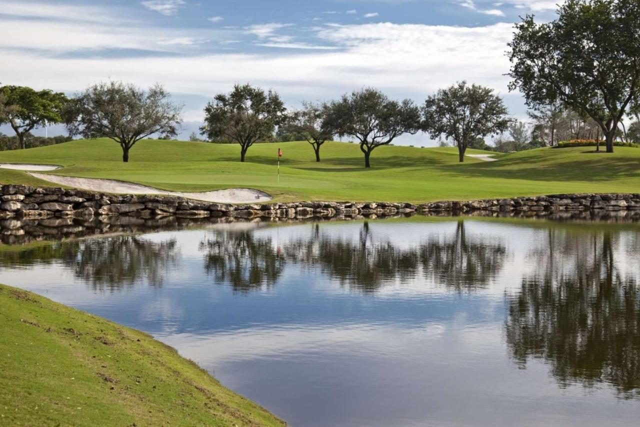 Golf And Tennis Community - 14Th Hole Golf Course Views! Villa Wesley Chapel Exterior photo